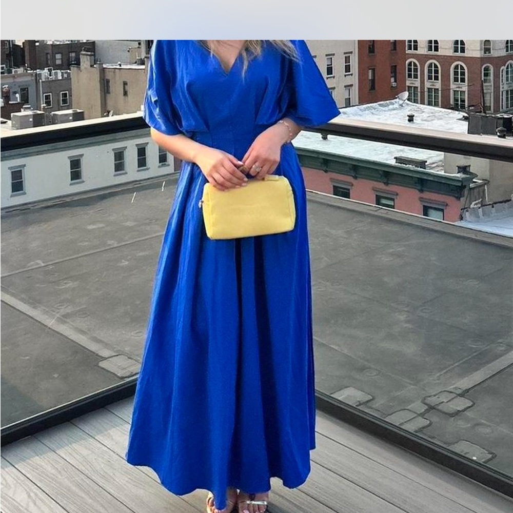 Elegant Blue Maxi Dress